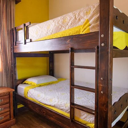 Hotel Sura Σαν Χοσέ Δωμάτιο φωτογραφία